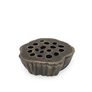
                  
                    Load image into Gallery viewer, Lotus seeds aluminium ashtray black S
                  
                