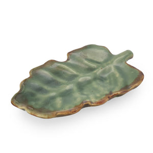 
                  
                    Load image into Gallery viewer, Ceramic leaf plate green side view
                  
                