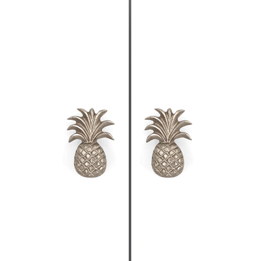 
                  
                    Load image into Gallery viewer, Brass Knob Pineapple set
                  
                
