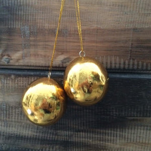
                  
                    Load image into Gallery viewer, Wooden Christmas Ornaments - Ball Gold
                  
                