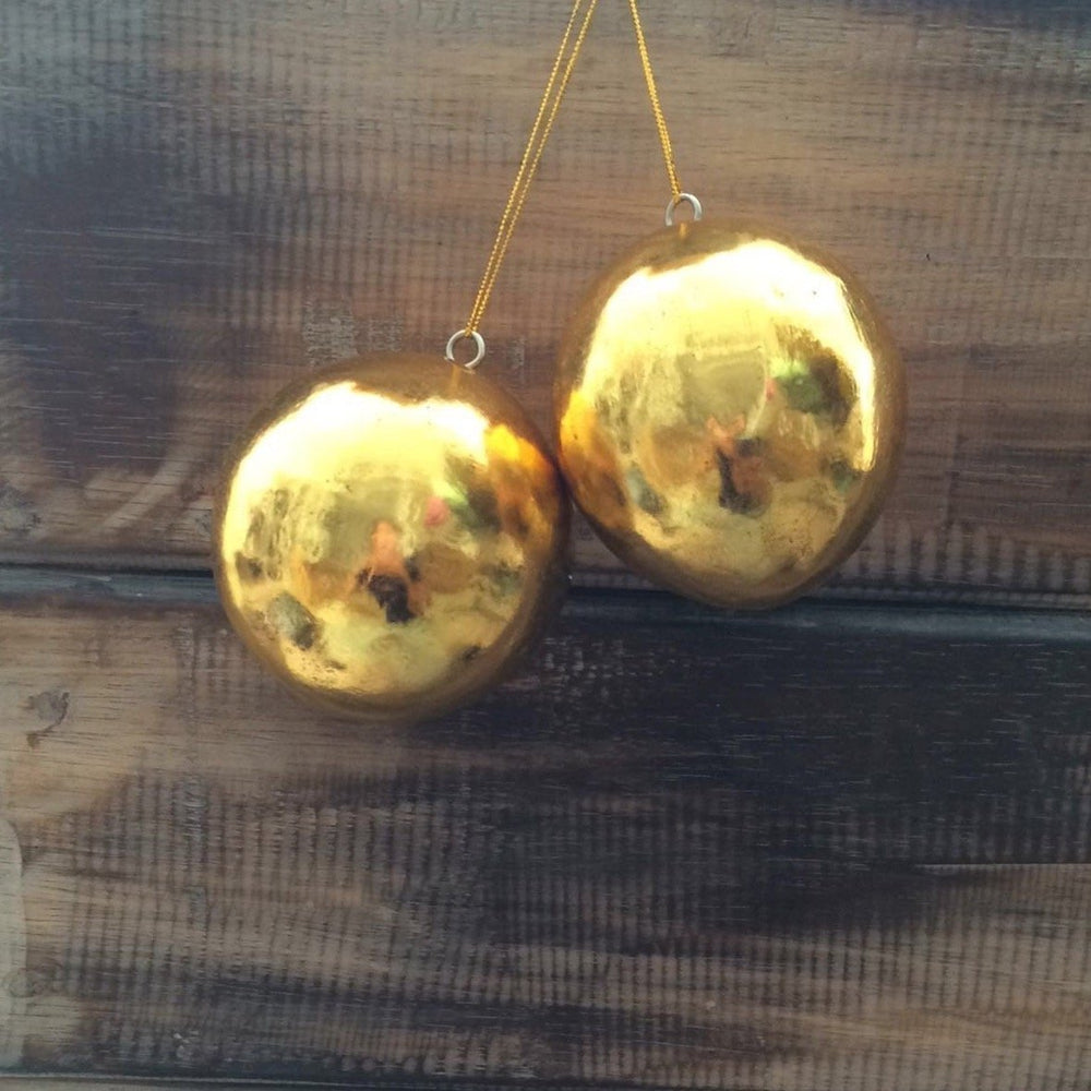 
                  
                    Load image into Gallery viewer, Wooden Christmas Ornaments - Ball Gold
                  
                