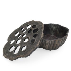 
                  
                    Load image into Gallery viewer, Lotus seeds aluminium ashtray black L open
                  
                