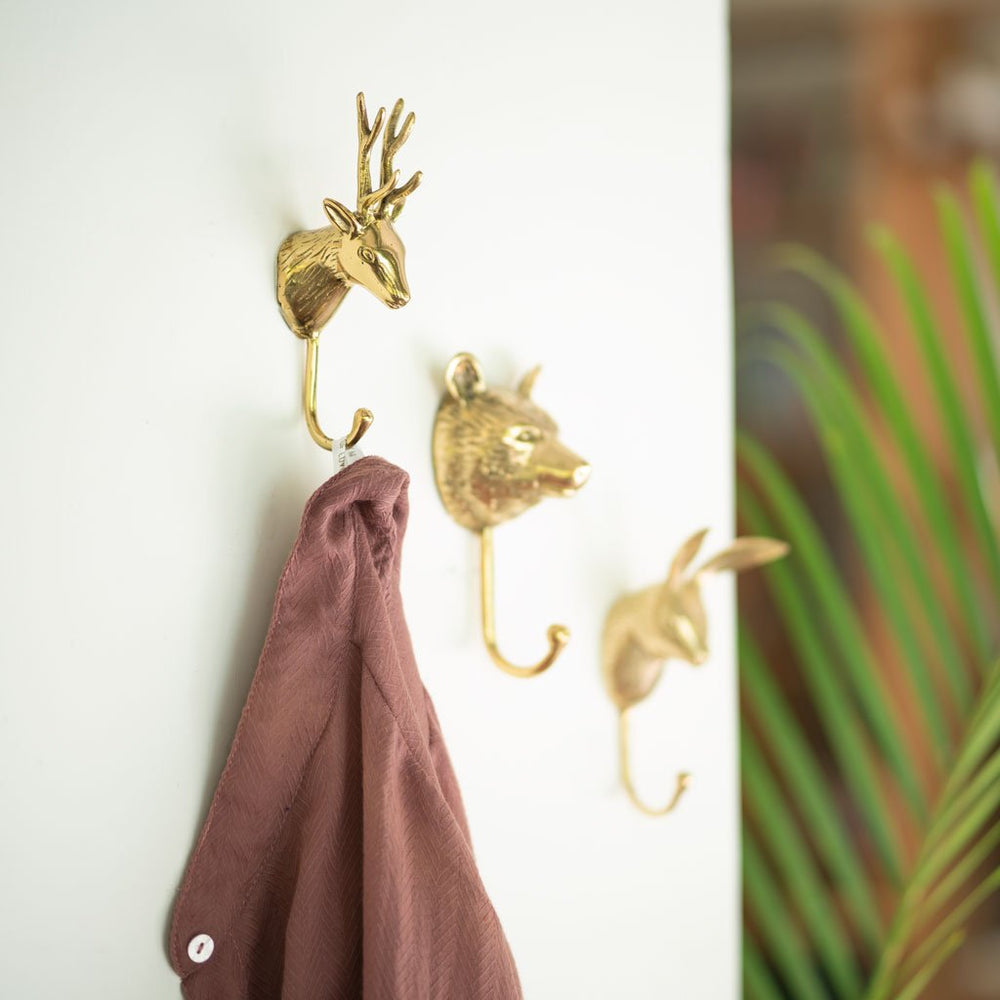 
                  
                    Load image into Gallery viewer, Solid brass wall hook stag
                  
                