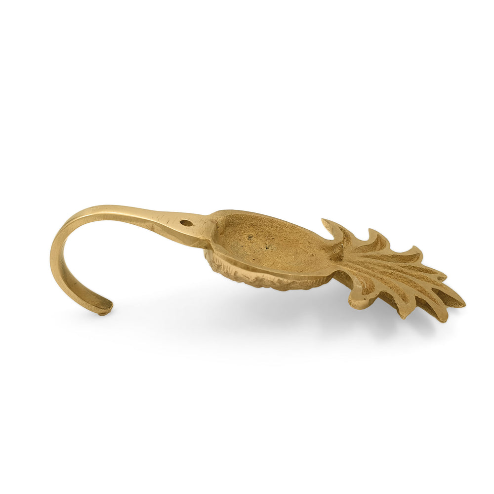 
                  
                    Load image into Gallery viewer, Brass Hook Pineapple S
                  
                