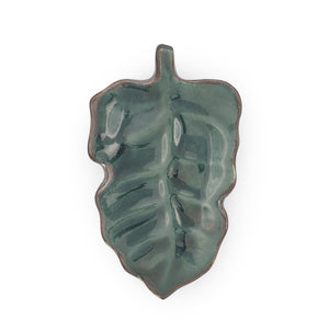 
                  
                    Load image into Gallery viewer, Ceramic leaf plate dark green
                  
                