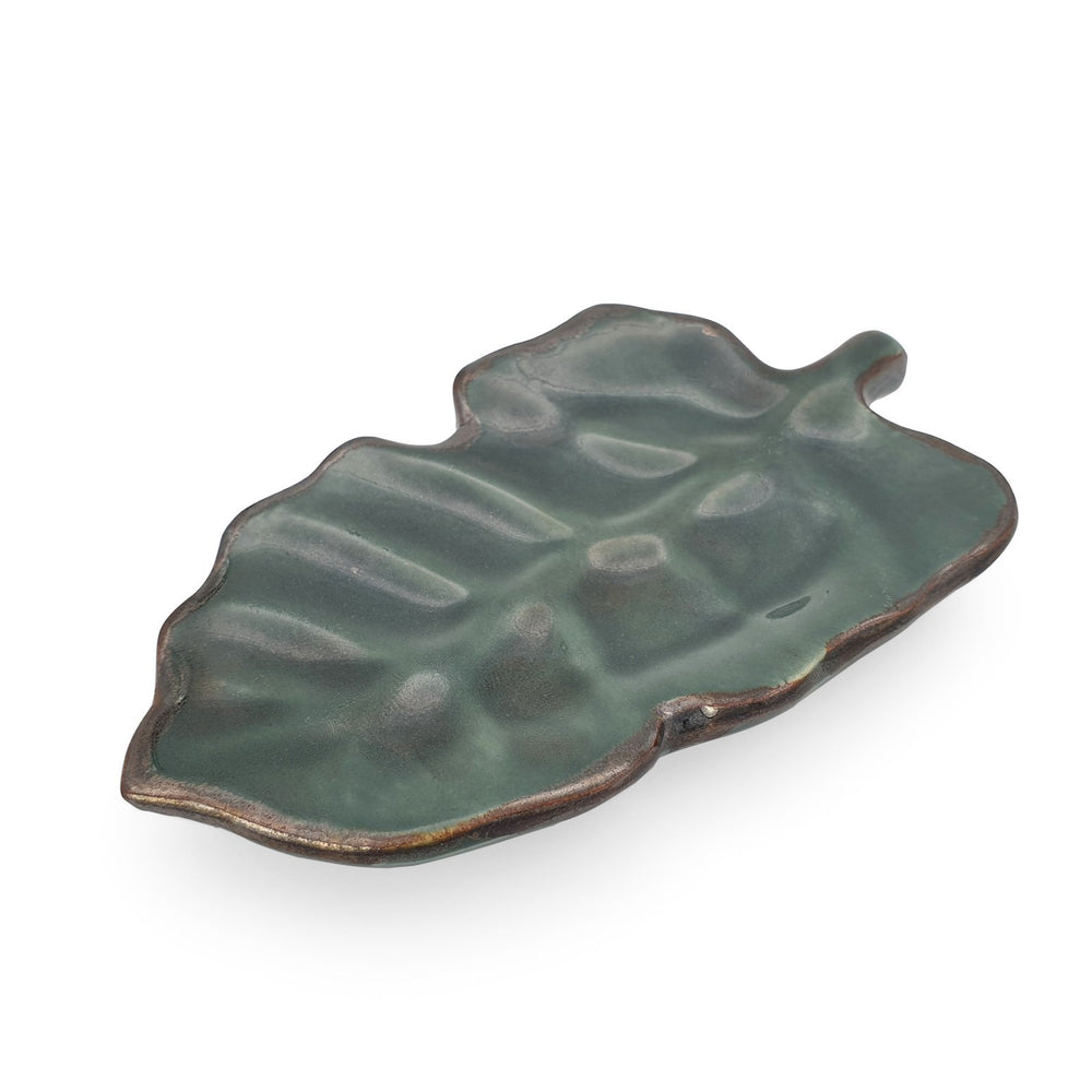 Ceramic leaf plate dark green side view