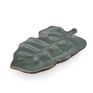 
                  
                    Load image into Gallery viewer, Ceramic leaf plate dark green side view
                  
                