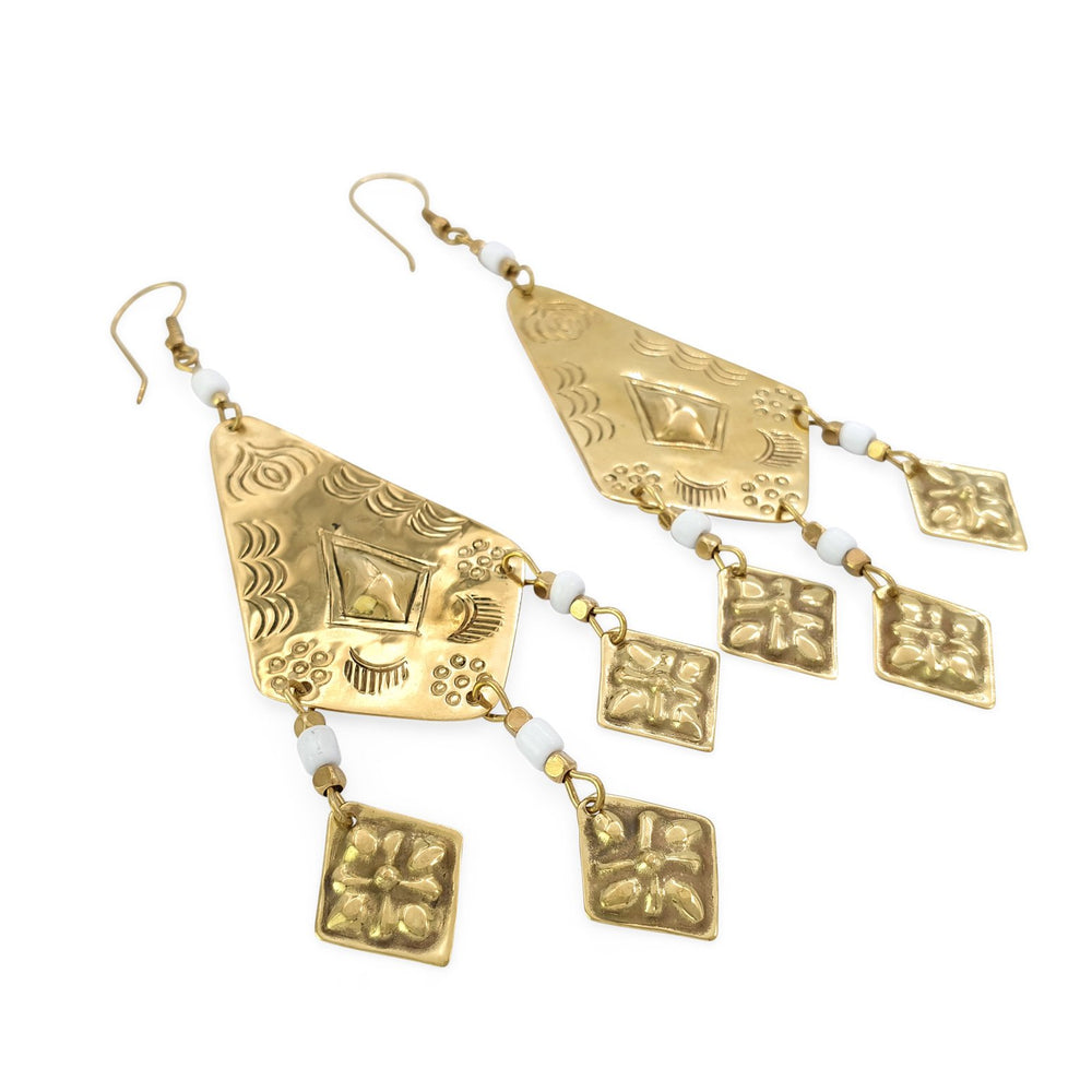 
                  
                    Load image into Gallery viewer, Earring tribal handmade berber brass white side view
                  
                