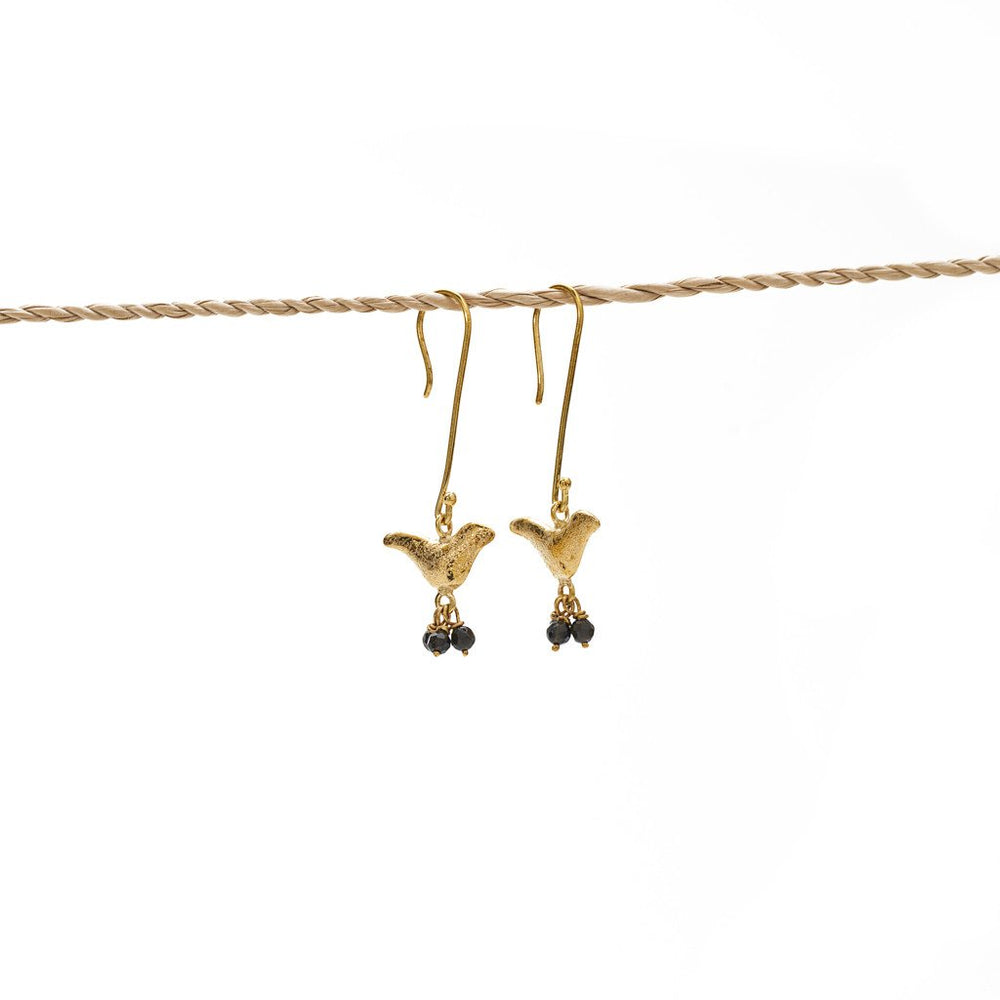 
                  
                    Load image into Gallery viewer, Earring Bird Stone brass gold black stone
                  
                