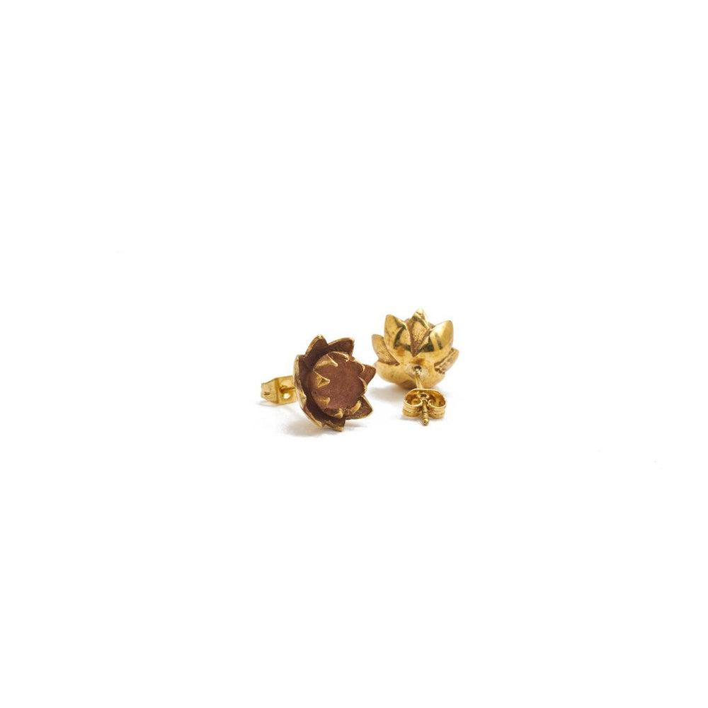 
                  
                    Load image into Gallery viewer, Earring Lotus Flower Stud Brass Gold
                  
                