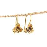 Earring Orchid Hook Short Gold