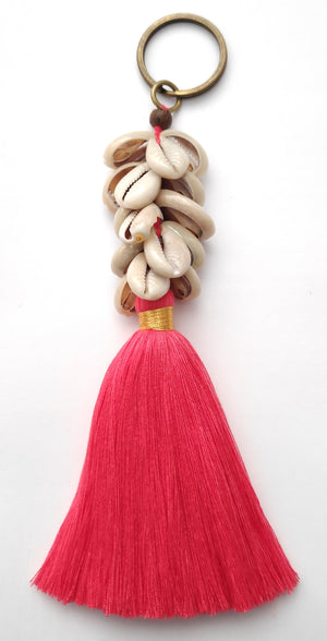 
                  
                    Load image into Gallery viewer, Keychain Tassel &amp;amp; Shell
                  
                