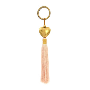
                  
                    Load image into Gallery viewer, Keychain brass heart with dusty pink tassel
                  
                