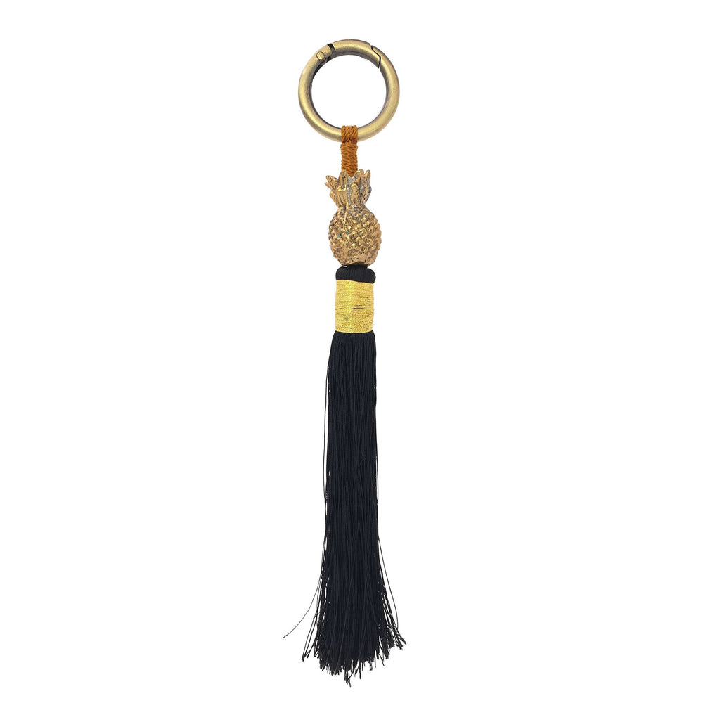 
                  
                    Load image into Gallery viewer, Keychain brass gold pineapple black tassel S
                  
                