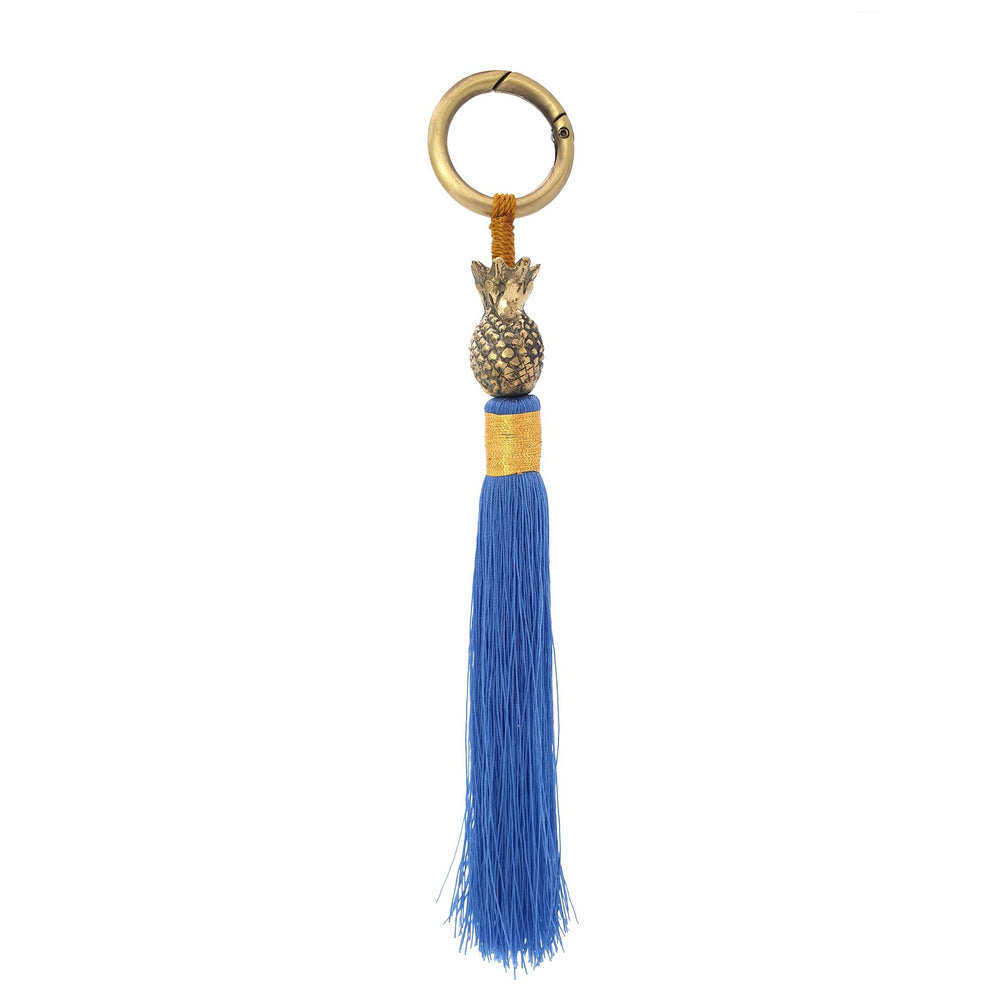 
                  
                    Load image into Gallery viewer, Keychain brass gold pineapple blue tassel S
                  
                