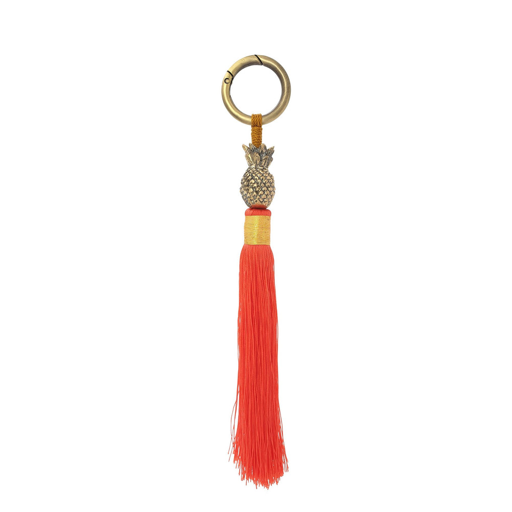 
                  
                    Load image into Gallery viewer, Keychain brass gold pineapple coral red tassel S
                  
                