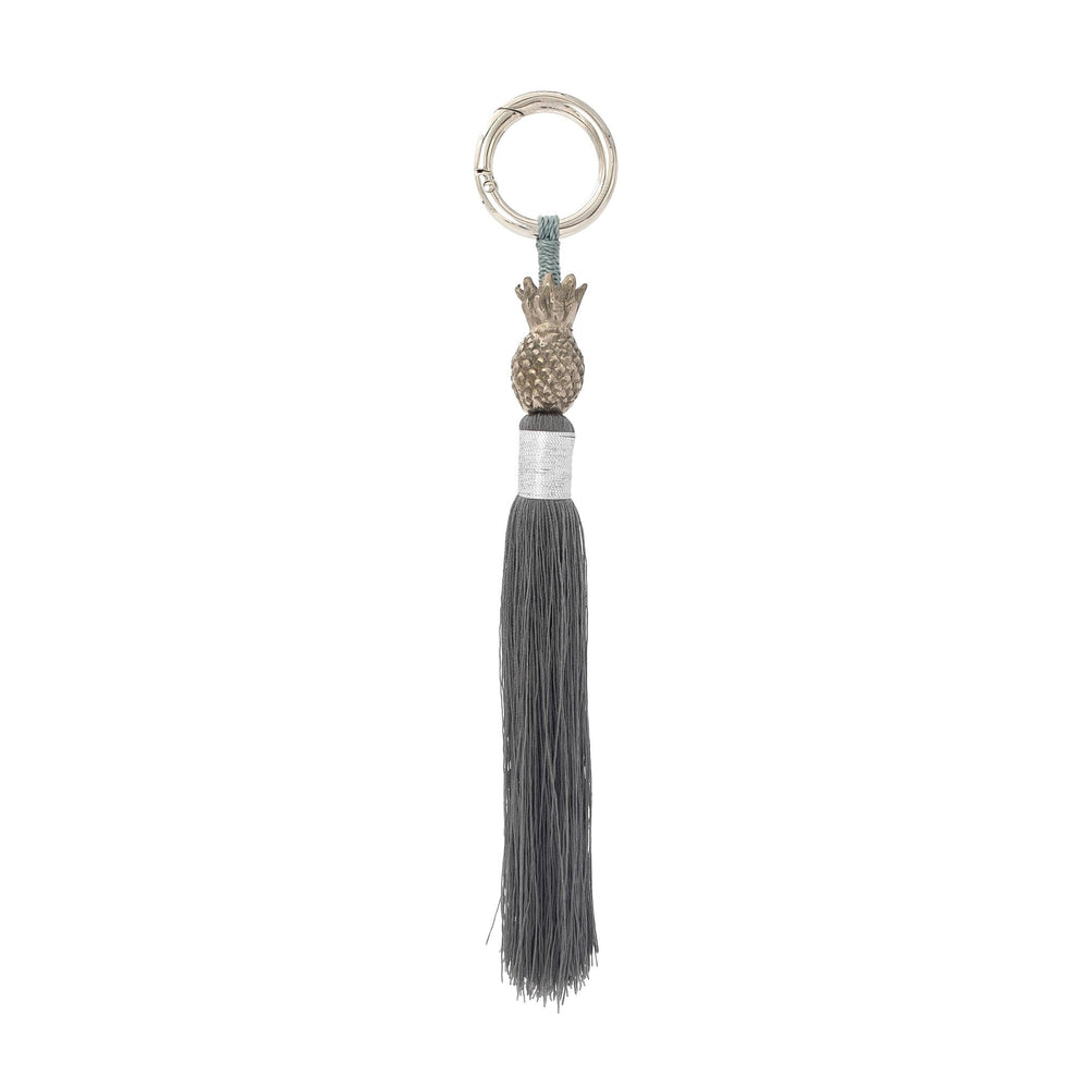 
                  
                    Load image into Gallery viewer, Keychain brass silver pineapple grey tassel S
                  
                