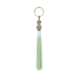 
                  
                    Load image into Gallery viewer, Keychain brass silver pineapple light green tassel S
                  
                