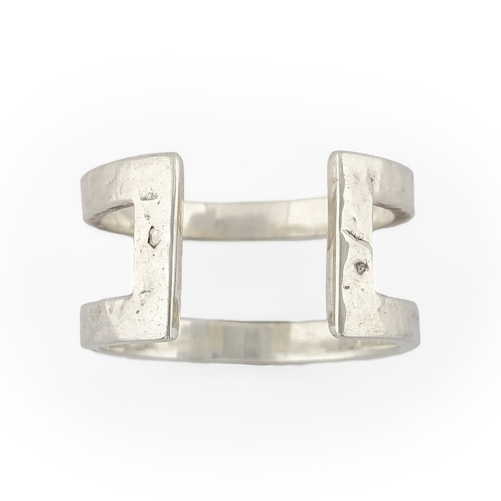 
                  
                    Load image into Gallery viewer, Ring brass boho open rectangle hammered front silver
                  
                