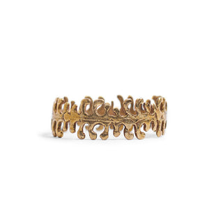 
                  
                    Load image into Gallery viewer, Ring Fern Hoop Gold Front
                  
                