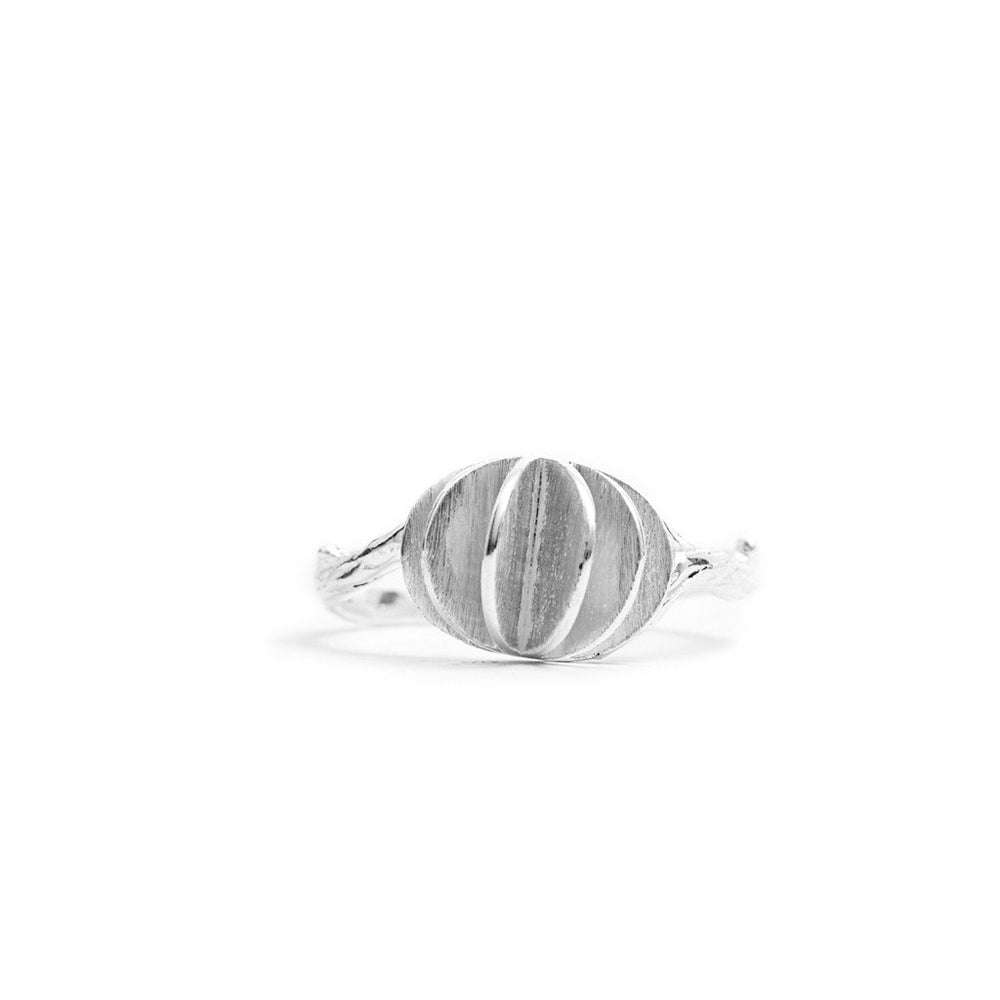 
                  
                    Load image into Gallery viewer, Ring Kipas Branch Silver Front
                  
                