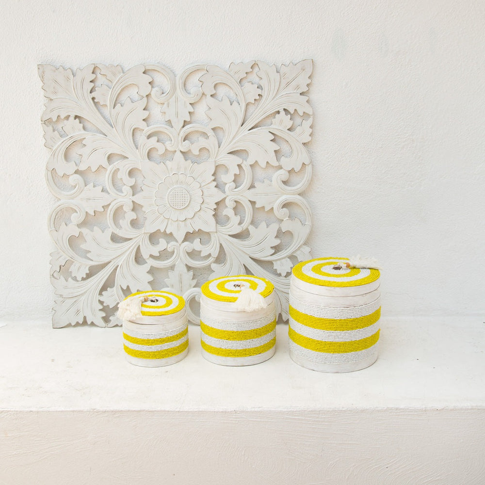 
                  
                    Load image into Gallery viewer, Balinese Beads Box Round Set Of 3 Yellow Stripes
                  
                