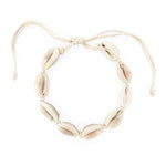 Bracelet cowrie shells