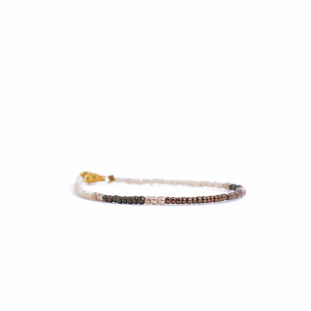 
                  
                    Load image into Gallery viewer, bracelet colorful beads white
                  
                