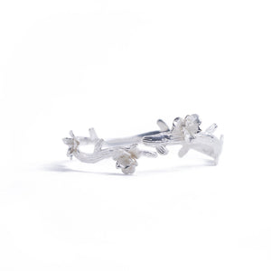 
                  
                    Load image into Gallery viewer, Bracelet Orchid Flower
                  
                