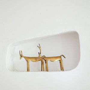 
                  
                    Load image into Gallery viewer, Brass Figurine Minimalist Deer
                  
                