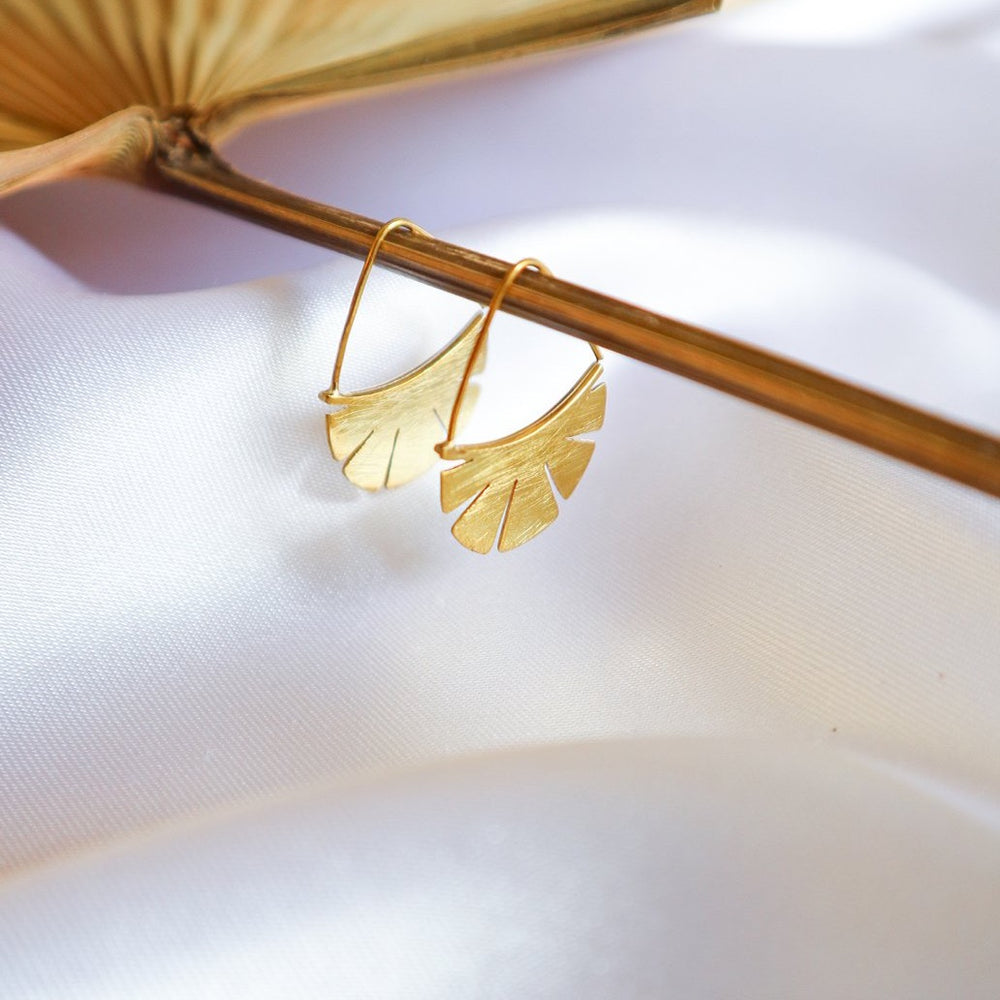flower fan hoop minimalist earrings golden