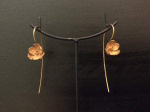 
                  
                    Load image into Gallery viewer, Earring Cherry Blossom
                  
                