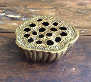 
                  
                    Load image into Gallery viewer, Ashtray Lotus Seed Pod
                  
                