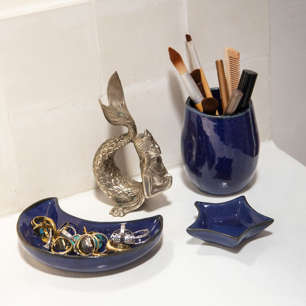 
                  
                    Load image into Gallery viewer, Ceramic Bathroom set - Moon and Stars
                  
                