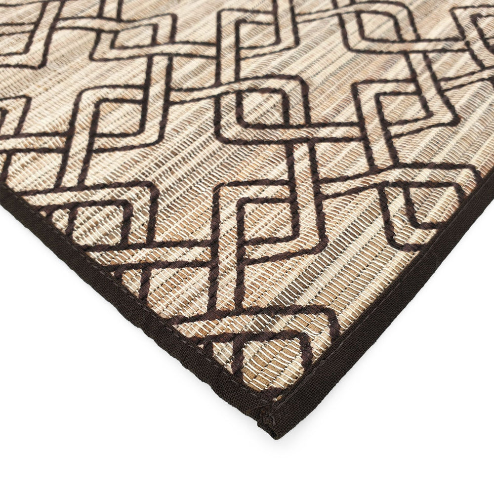 
                  
                    Load image into Gallery viewer, placemat natural cross detail
                  
                