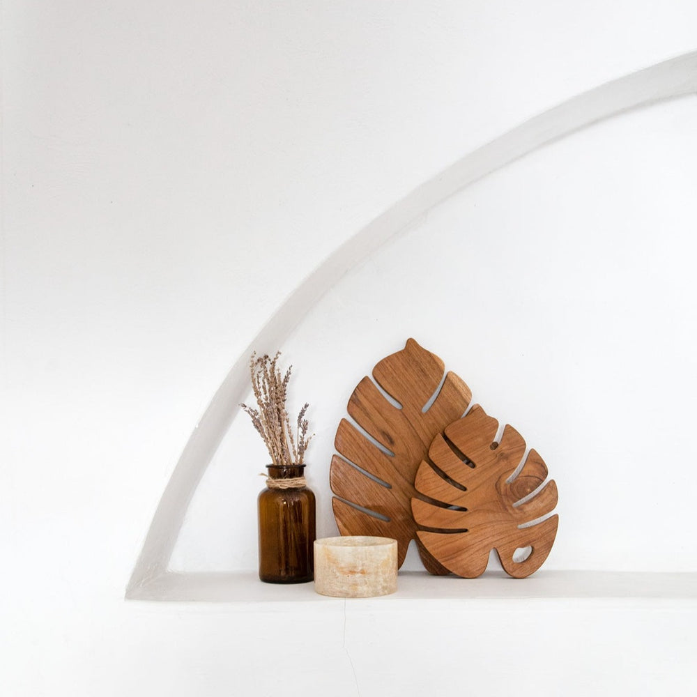 
                  
                    Load image into Gallery viewer, Wooden Trivet Monstera
                  
                